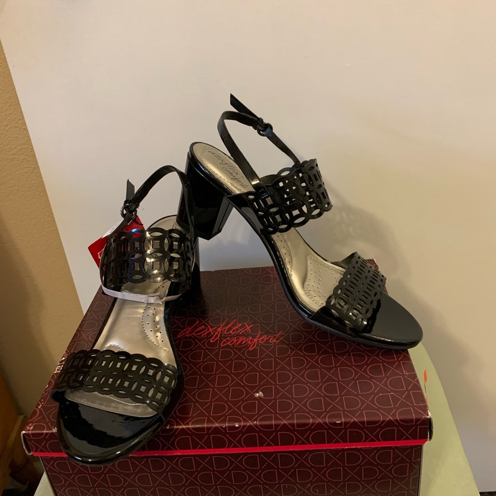 Dress sandals
